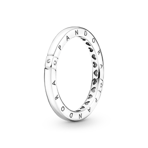 Anillo Con Logotipo Y Corazones