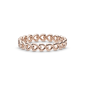 Anillo Banda de Corazones Recubrimiento en Oro Rosa de 14k