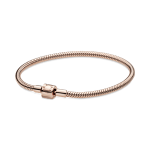 Brazalete cadena de serpiente Pandora Moments con broche de barril