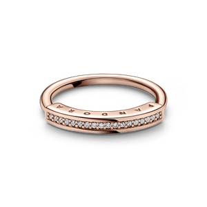 Anillo I-D en pavé Pandora Signature Recubrimiento en Oro Rosa