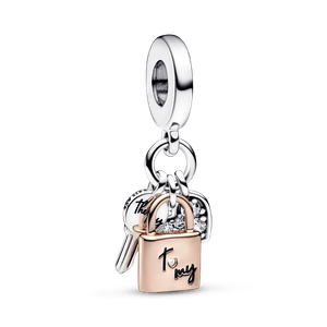 Charm colgante triple de dos tonos Llave, Candado y Corazón Recubrimiento en Oro Rosa de 14k