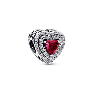 Charm Corazones relucientes en niveles Pandora Plata Esterlina